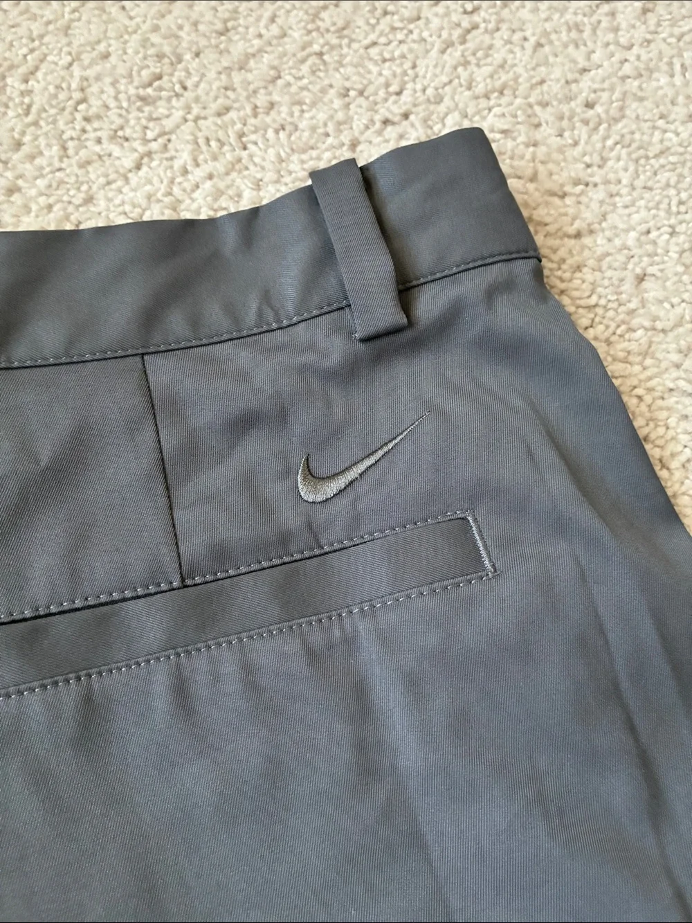 Men's Classic Gray Nike Golf Performance Shorts size 36